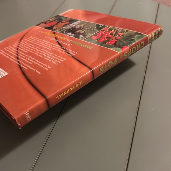 📚🌿 Crops in Pots — Reader’s Digest Hardcover Gardening Guide by Bob Purnell - Picture 6 of 15